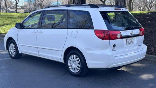 2006 Toyota Sienna LE