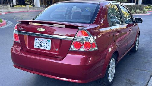 2011 Chevrolet Aveo LT