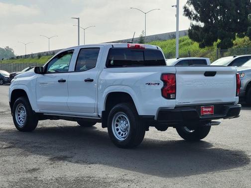 Summit White 2026 Chevrolet Colorado WT