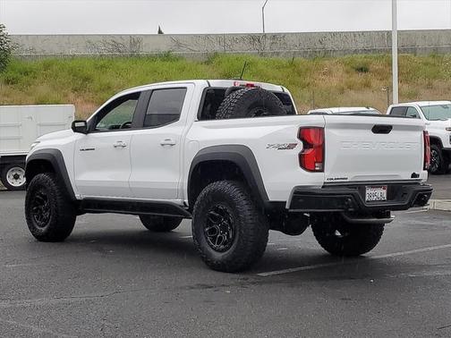 2024 Chevrolet Colorado ZR2