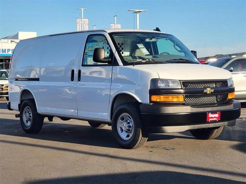2025 Chevrolet Express 2500 RWD 2500 Regular Wheelbase WT