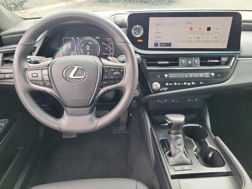 2024 Lexus ES 300h Base