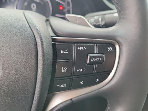 2024 Lexus ES 300h Base