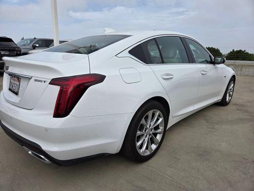 2022 Cadillac CT5 Premium Luxury