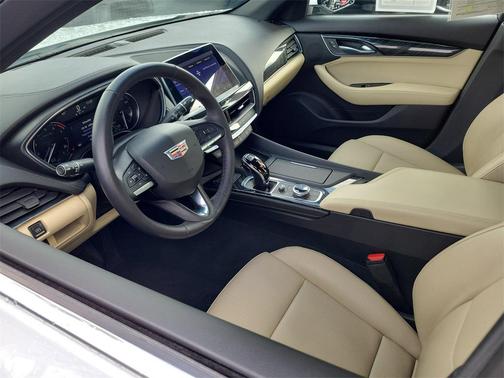 2022 Cadillac CT5 Premium Luxury