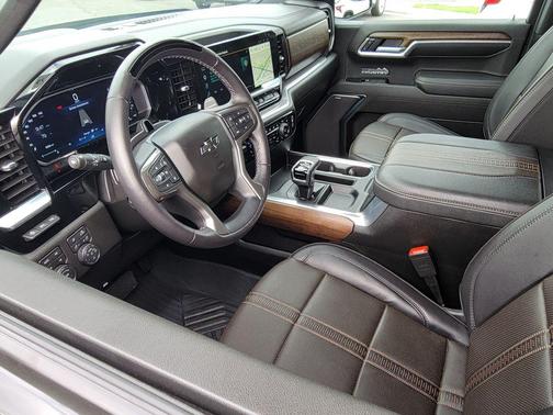 Black 2026 Chevrolet Silverado 1500 High Country