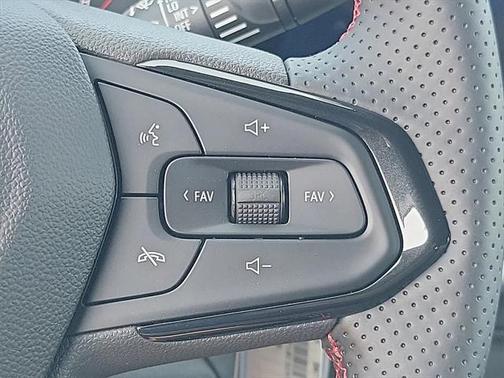 2025 Chevrolet Trax FWD 1RS