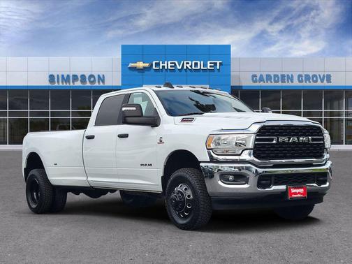 2023 RAM 3500 Big Horn Crew Cab 4x4 8' Box