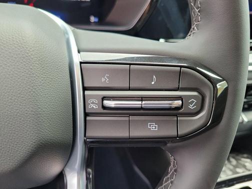 Sterling Gray Metallic 2026 Chevrolet Colorado LT