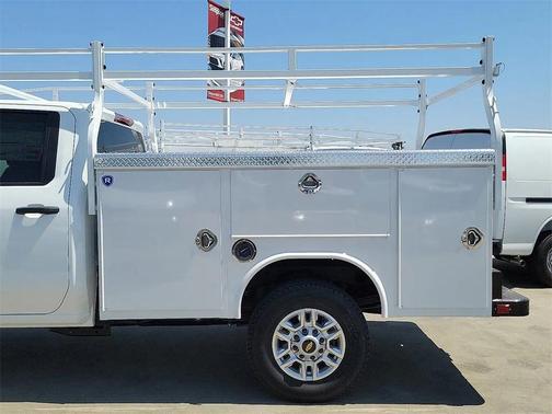 2025 Chevrolet Silverado 2500 WT