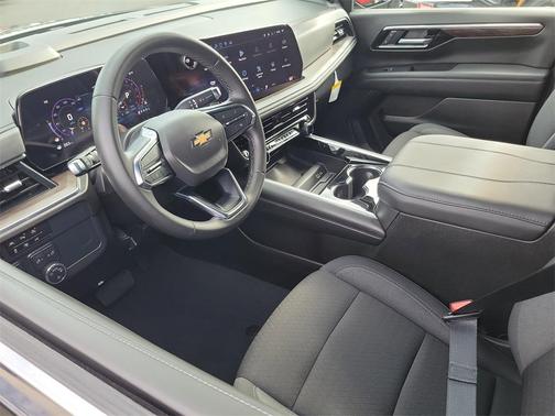 2025 Chevrolet Tahoe LS