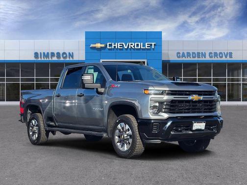 Sterling Gray Metallic 2024 Chevrolet Silverado 2500 Custom