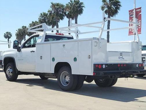 2025 Chevrolet Silverado 3500 WT
