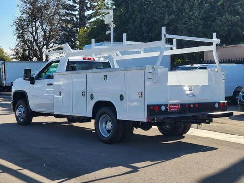 2026 Chevrolet Silverado 3500 WT