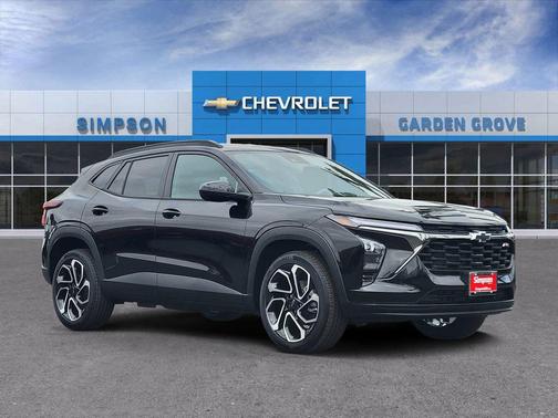 Mosaic Black Metallic 2026 Chevrolet Trax FWD 2RS