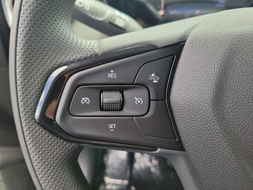 Sterling Gray Metallic 2026 Chevrolet Trailblazer LT