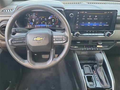 2025 Chevrolet Colorado WT