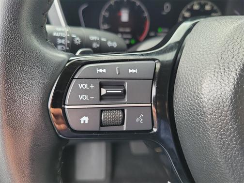 2024 Honda Pilot Touring 8-Passenger