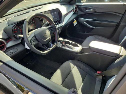 2026 Chevrolet Trax FWD 1RS