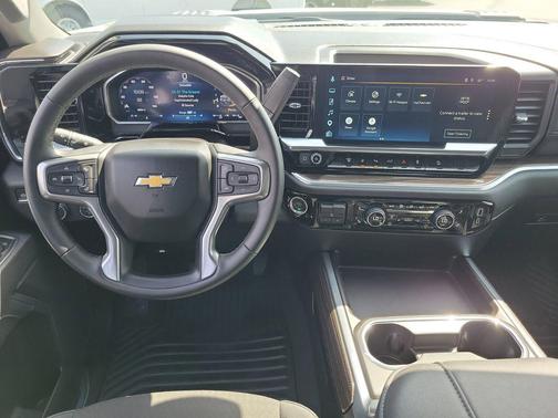 Summit White 2026 Chevrolet Silverado 2500 LT