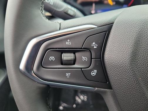 Cacti Green 2026 Chevrolet Trax FWD ACTIV