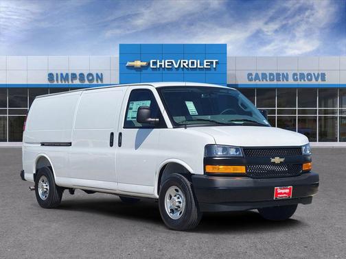 Summit White 2026 Chevrolet Express 2500 LT