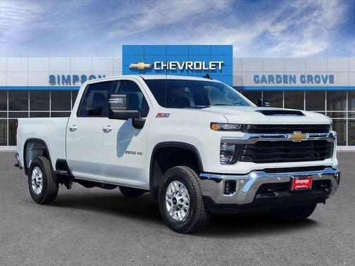 Summit White 2026 Chevrolet Silverado 2500 LT