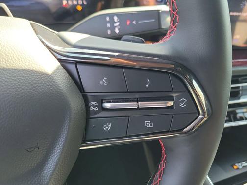 Mosaic Black Metallic 2026 Chevrolet Traverse RS