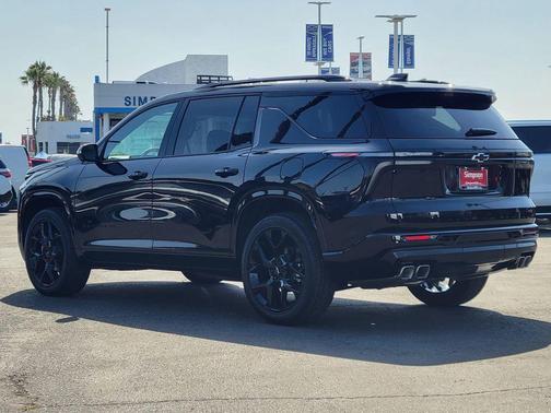Mosaic Black Metallic 2026 Chevrolet Traverse RS