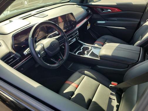 Mosaic Black Metallic 2026 Chevrolet Traverse RS