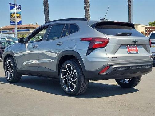 2025 Chevrolet Trax FWD 2RS