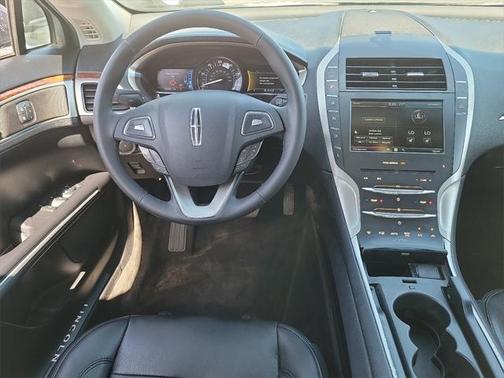 2016 Lincoln MKZ Hybrid Base