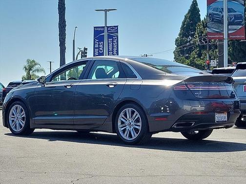 2016 Lincoln MKZ Hybrid Base