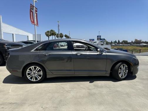 2016 Lincoln MKZ Hybrid Base