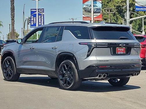 2025 Chevrolet Traverse RS