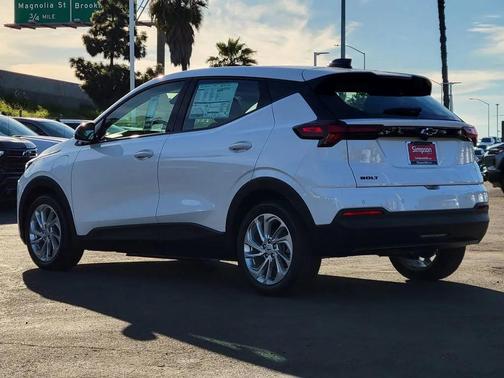 2027 Chevrolet Bolt LT