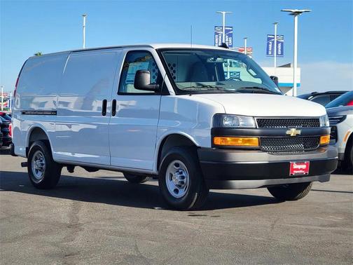 2025 Chevrolet Express 2500 RWD 2500 Regular Wheelbase WT