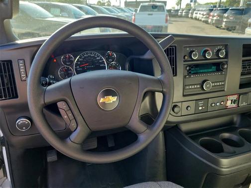 2025 Chevrolet Express 2500 RWD 2500 Regular Wheelbase WT