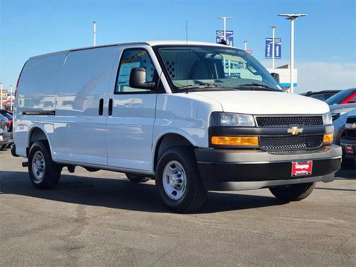 2025 Chevrolet Express 2500 RWD 2500 Regular Wheelbase WT
