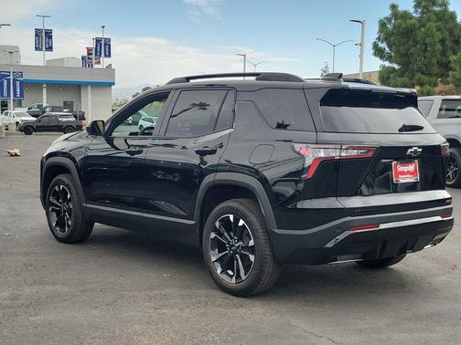 Mosaic Black Metallic 2027 Chevrolet Equinox RS FWD