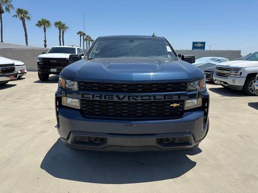 Northsky Blue Metallic 2021 Chevrolet Silverado 1500 Custom