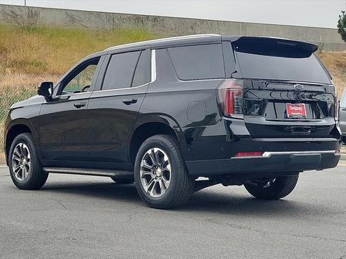 2025 Chevrolet Tahoe LS