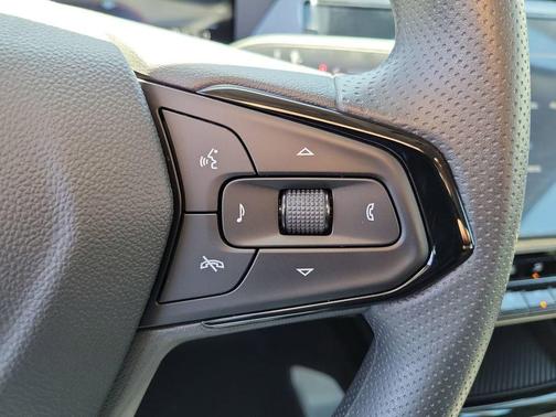 Mosaic Black Metallic 2027 Chevrolet Bolt LT FWD