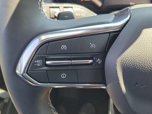 Sterling Gray Metallic 2026 Chevrolet Traverse LT