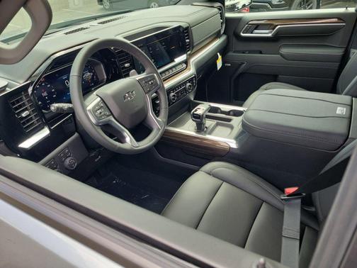 Sterling Gray Metallic 2026 Chevrolet Silverado 1500 RST