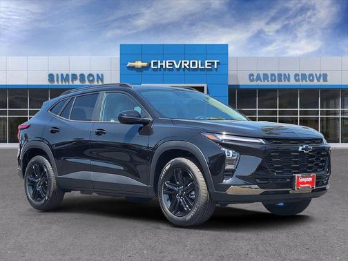 Mosaic Black Metallic 2026 Chevrolet Trax FWD ACTIV