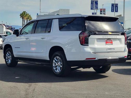 2026 Chevrolet Suburban LS