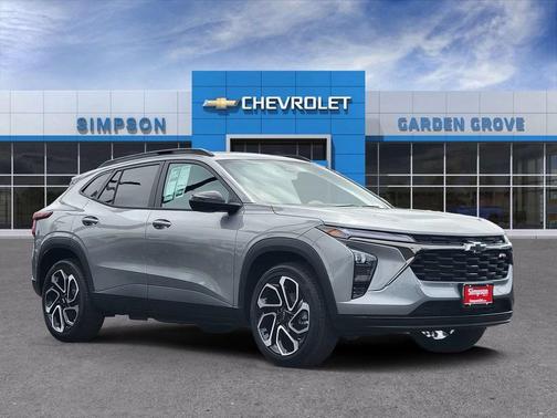 Sterling Gray Metallic 2026 Chevrolet Trax FWD 2RS