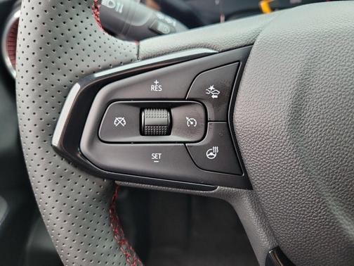 Sterling Gray Metallic 2026 Chevrolet Trax FWD 2RS