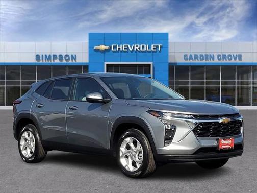 2025 Chevrolet Trax LS